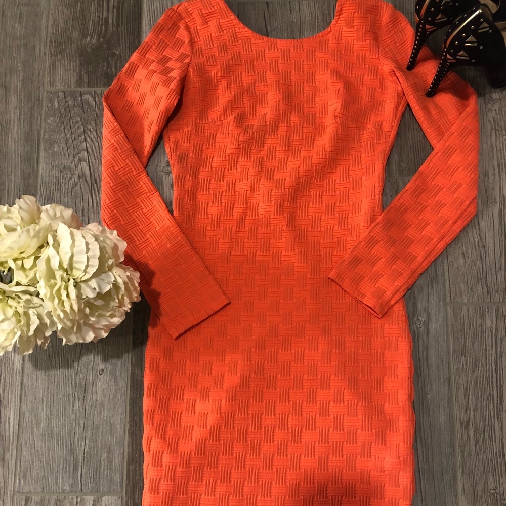 Top shop quilted pattern open back body on dress.